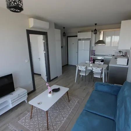 Sky Park Suites アパート
