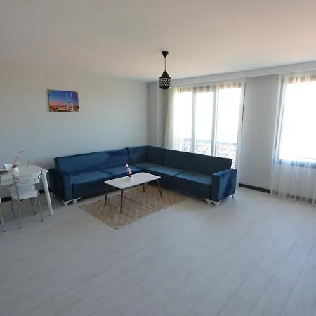 アパート Sky Park Suites Arnavutköy