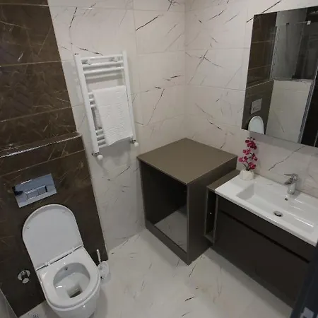 Sky Park Suites アパート