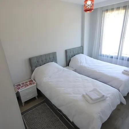 Sky Park Suites *