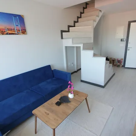 アパート Sky Park Suites Arnavutköy