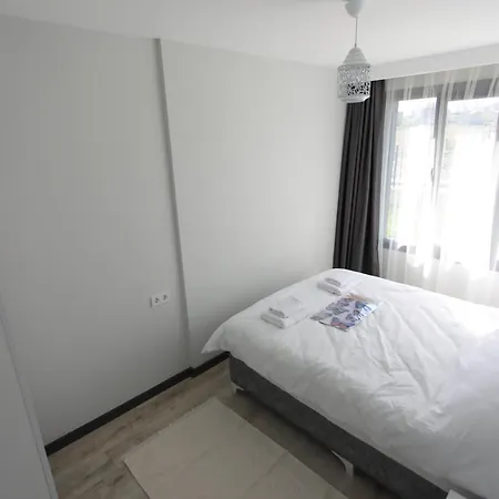 Sky Park Suites アパート