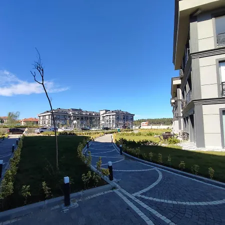 Sky Park Suites Apartment *